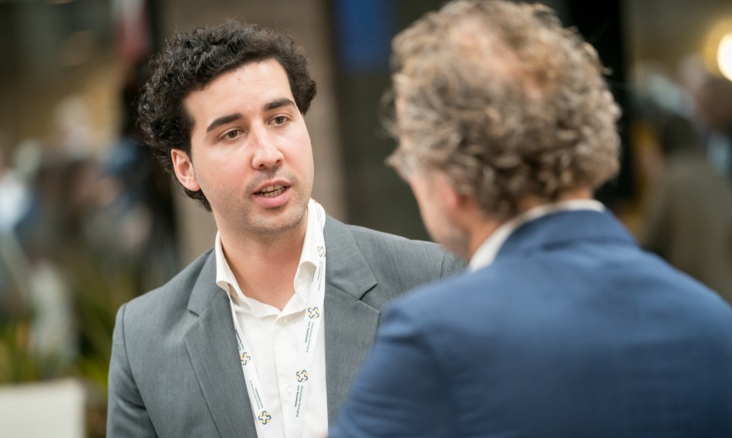 Oproep: jonge én oude raadsleden gezocht voor interview 