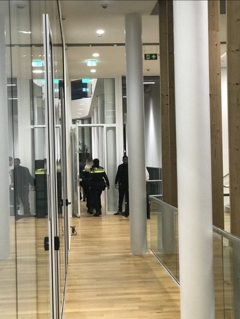 Kabinet investeert 3 miljoen euro in veilige vergaderzalen