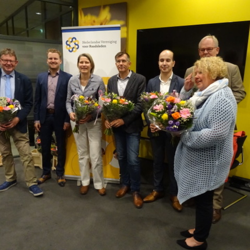 Tien nieuwe bestuursleden voor Nederlandse Vereniging voor Raadsleden 